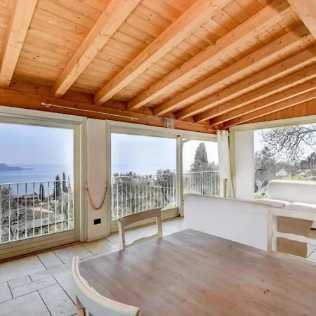 Dei Roccoli Villa *