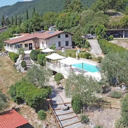 Dei Roccoli فيلة توسكولانو ماديرنو